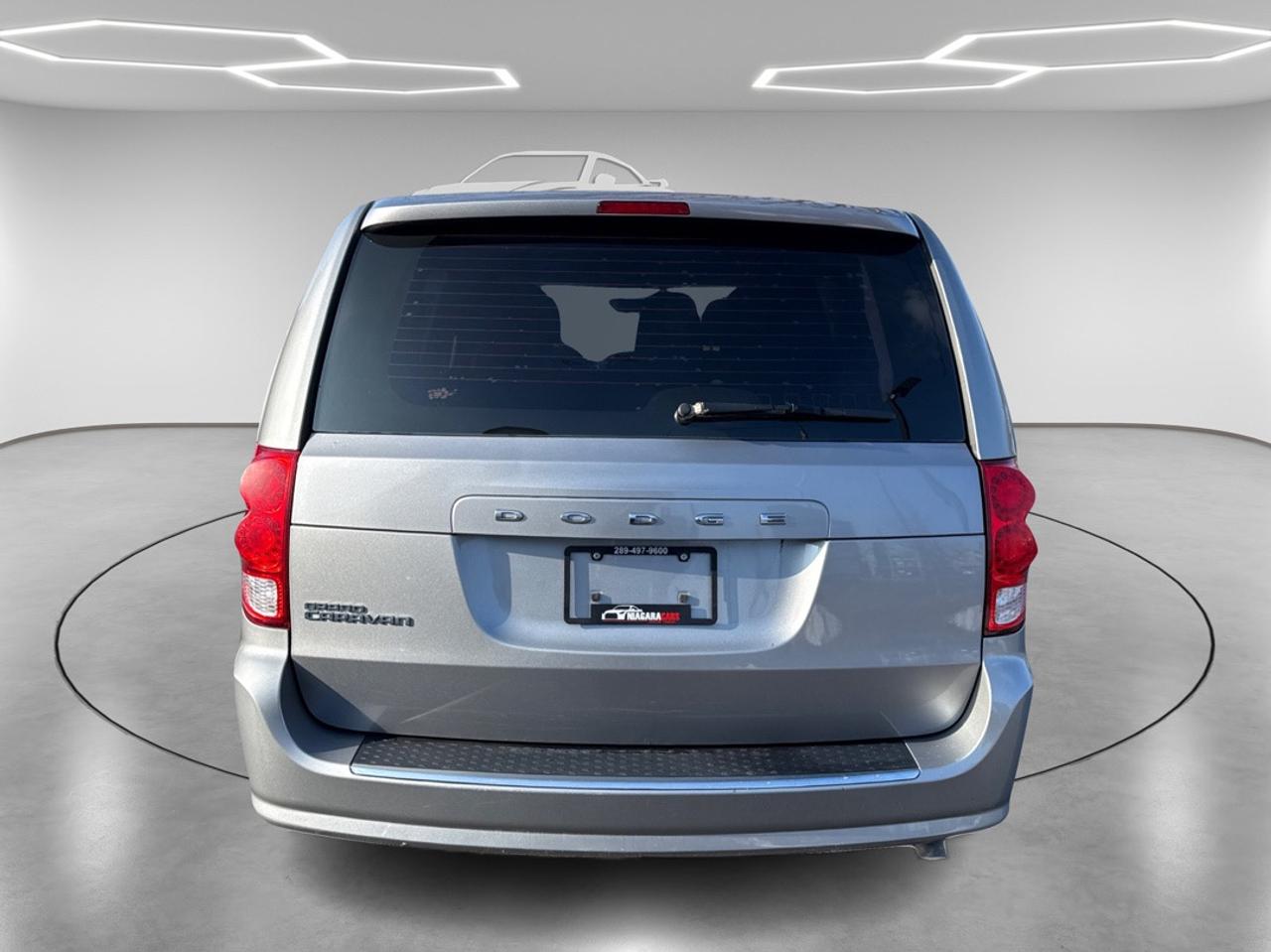 2017 Dodge Grand Caravan SE Photo