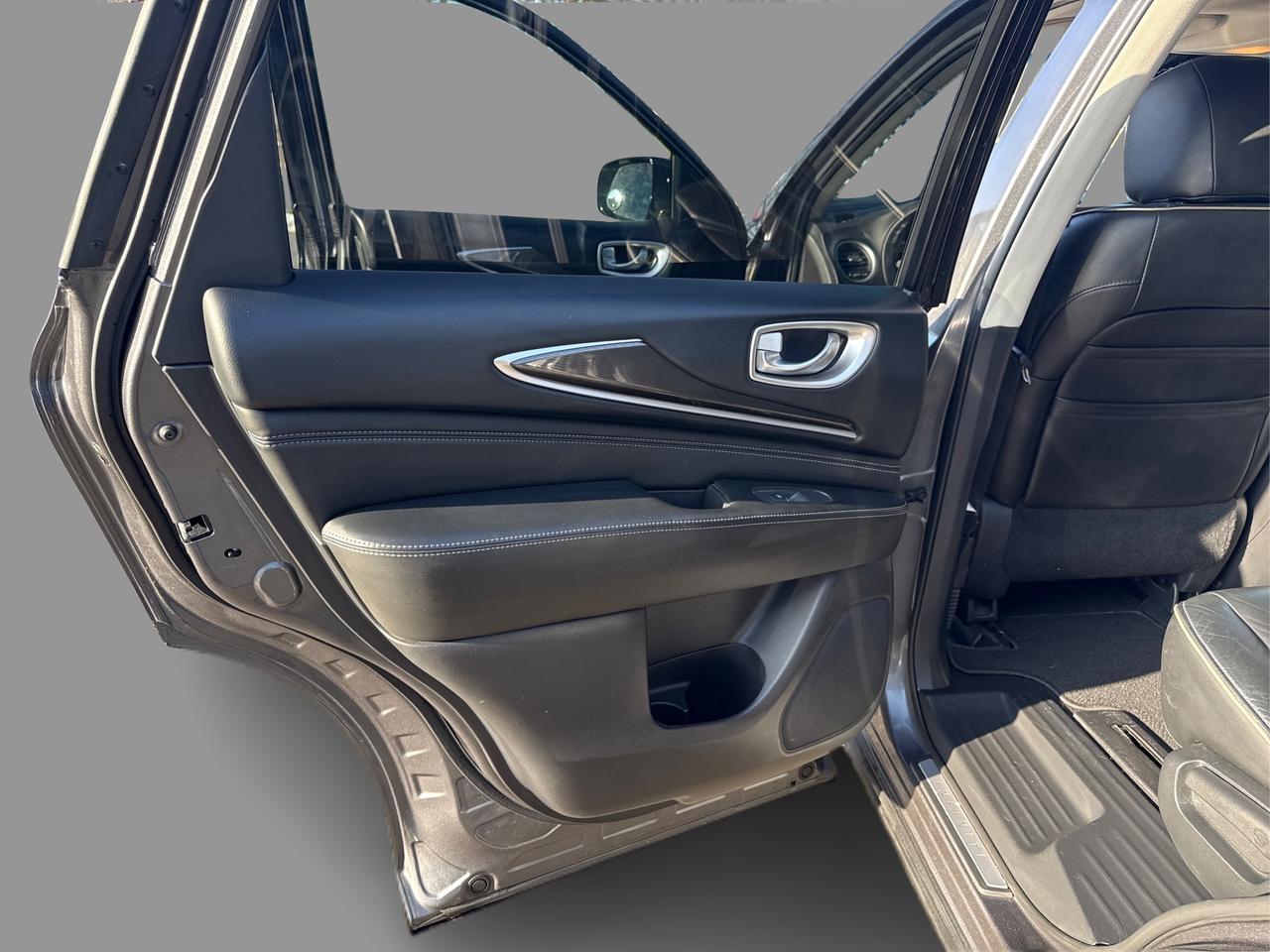 2016 Infiniti QX60 Base Photo