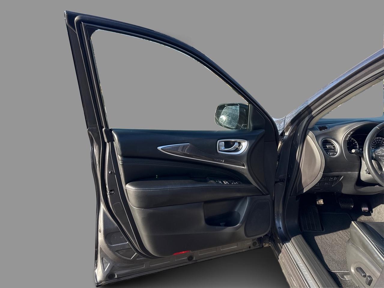 2016 Infiniti QX60  Photo