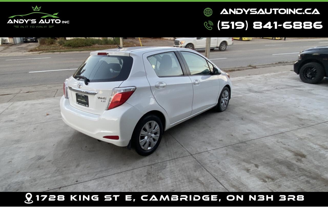 2014 Toyota Yaris LE HB ! AUTO ! A/C ! TOYOTA TRADE IN Photo