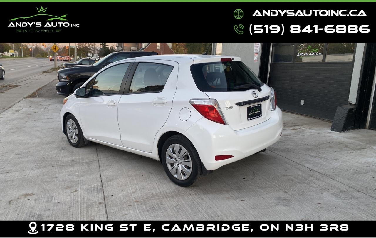 2014 Toyota Yaris LE HB ! AUTO ! A/C ! TOYOTA TRADE IN Photo