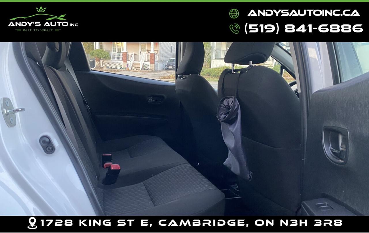 2014 Toyota Yaris LE HB ! AUTO ! A/C ! TOYOTA TRADE IN Photo