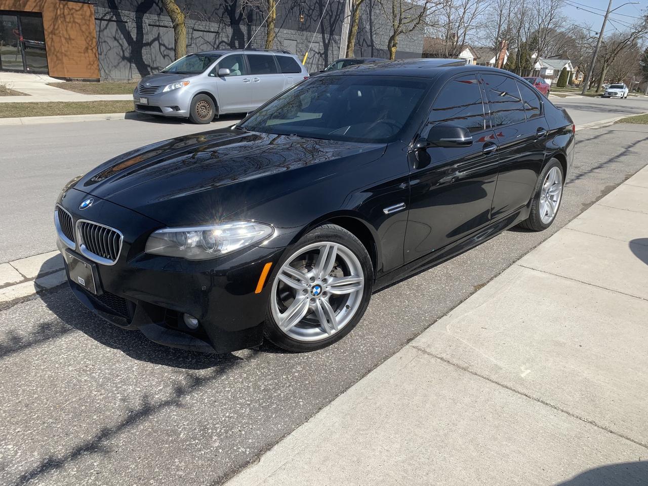 2016 BMW 5-Series 528i xDrive Photo