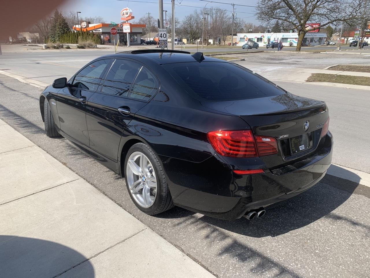 2016 BMW 5-Series 528i xDrive "M" SPORT Photo