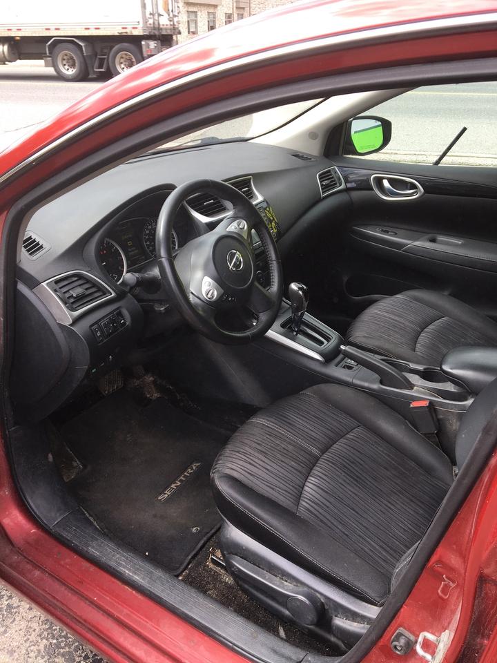 2018 Nissan Sentra S Photo