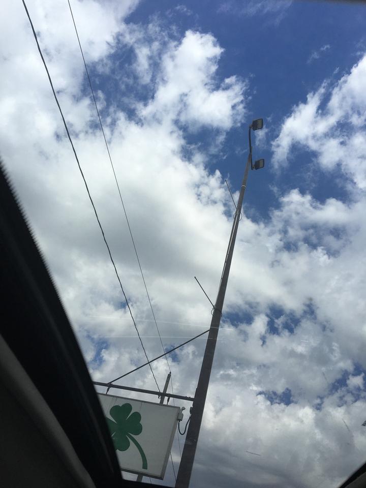 2018 Nissan Sentra S Photo