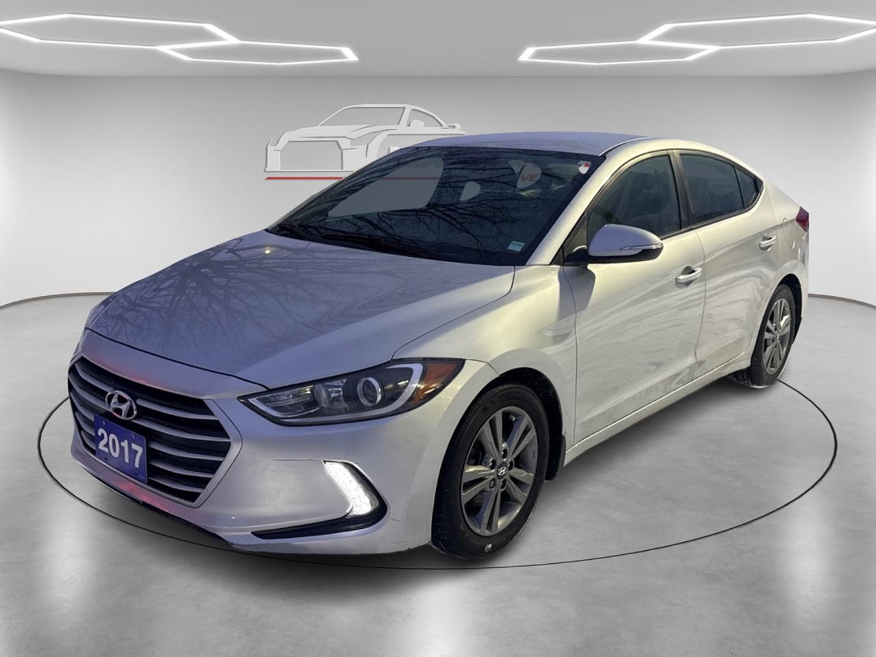 2017 Hyundai Elantra Limited Photo3