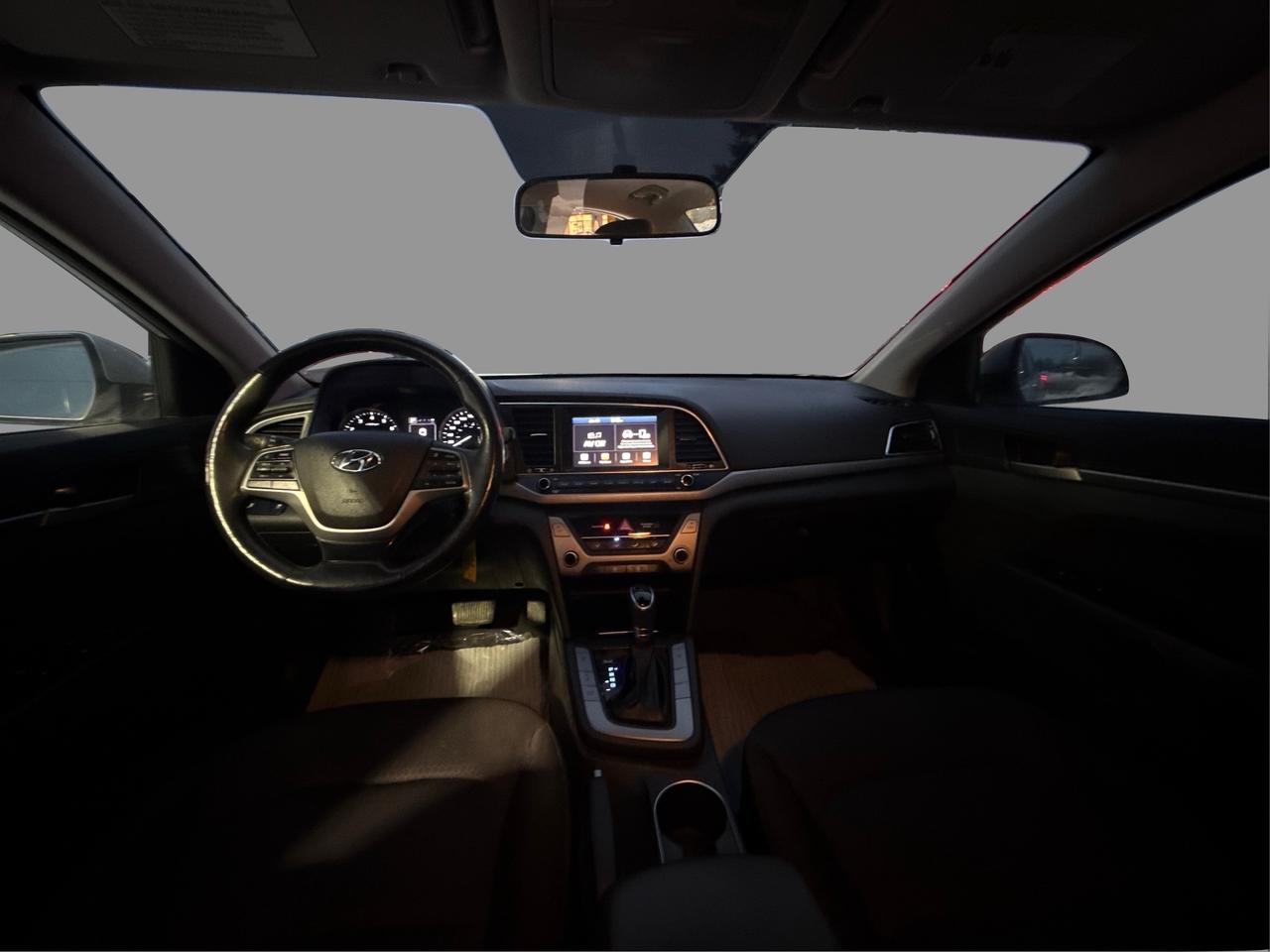 2017 Hyundai Elantra Limited Photo