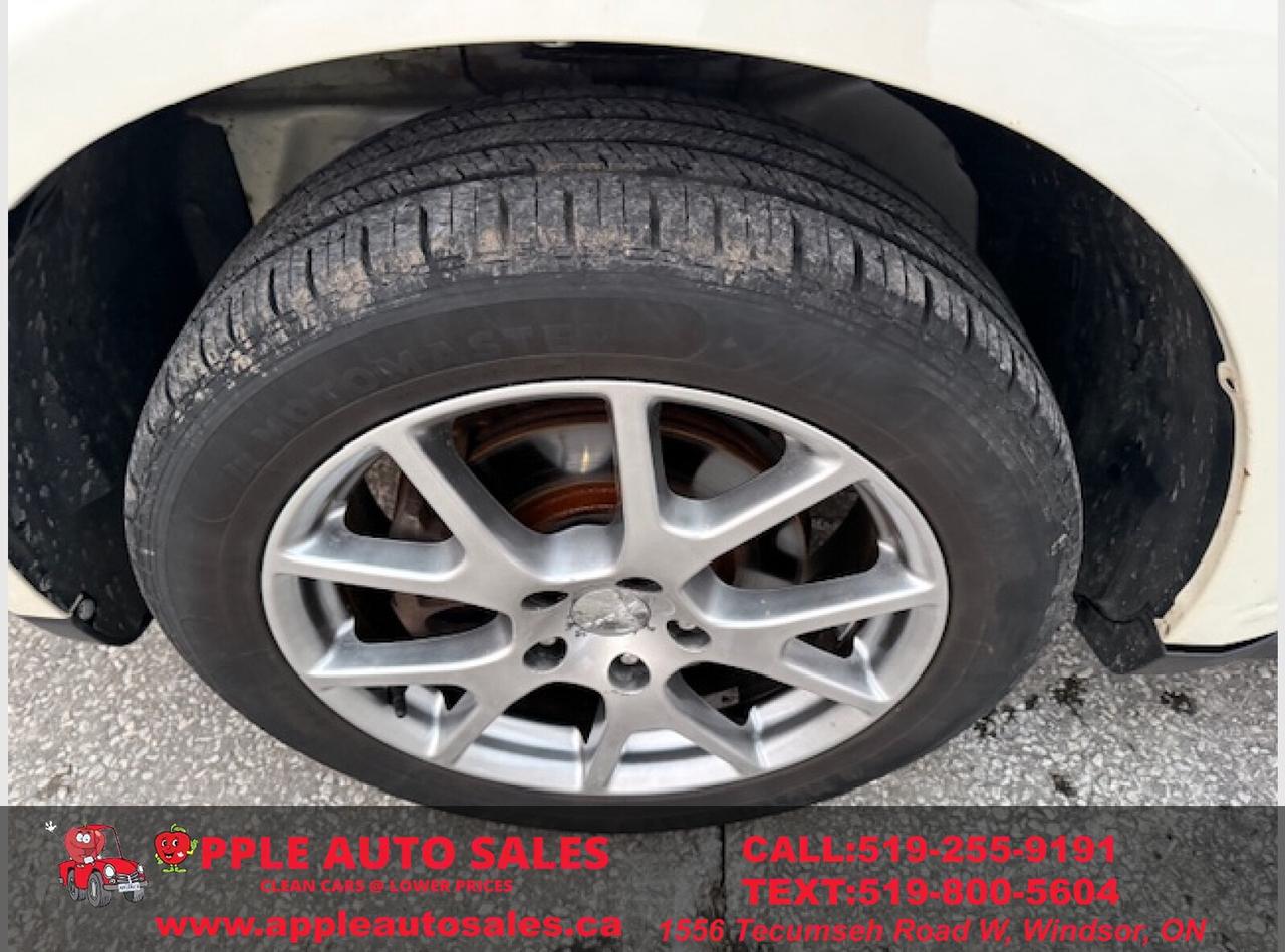 2012 Dodge Journey RT Photo