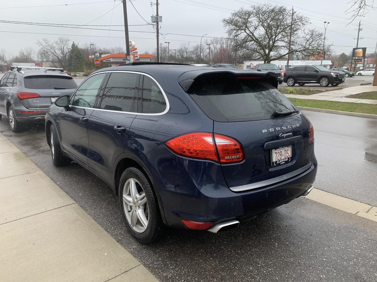 2014 Porsche Cayenne *DIESEL* | Photo