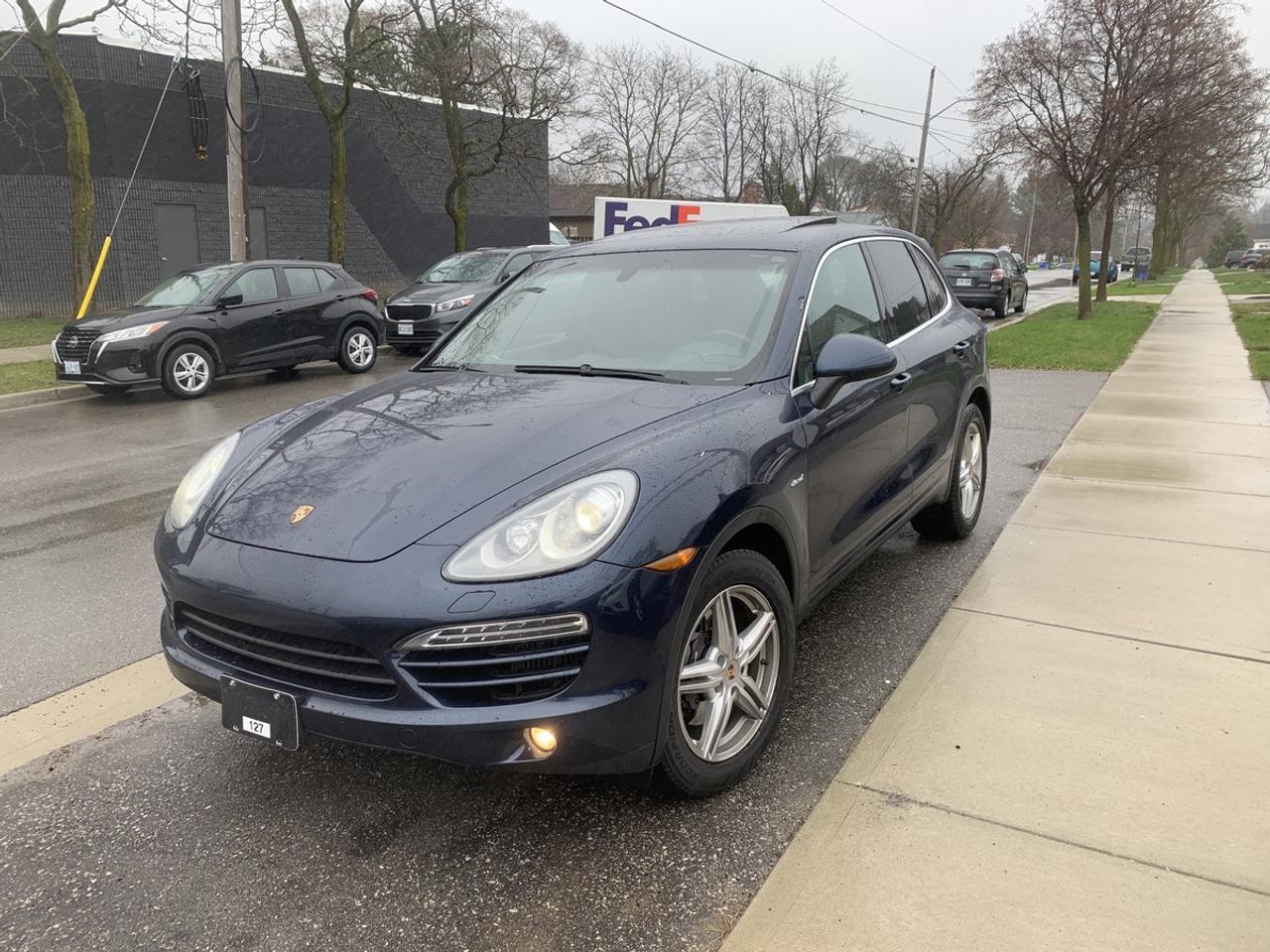 2014 Porsche Cayenne *DIESEL* | Photo
