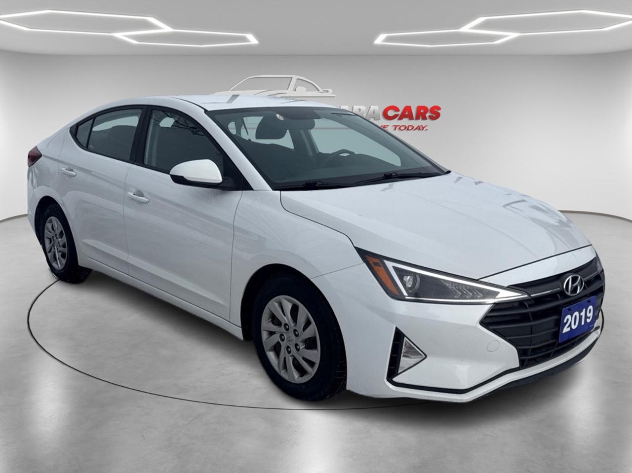 2019 Hyundai Elantra SE Photo0