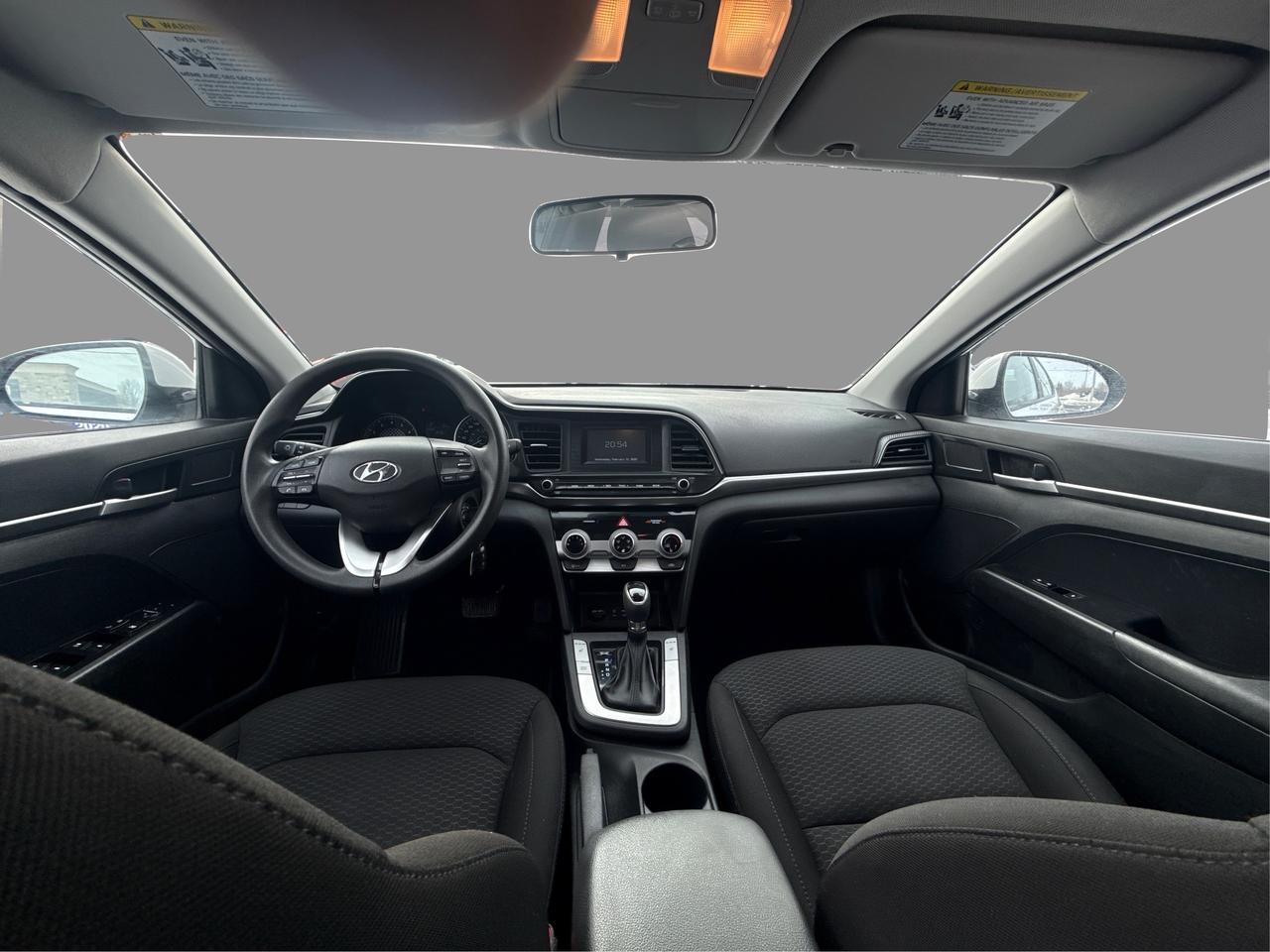 2019 Hyundai Elantra SE Photo