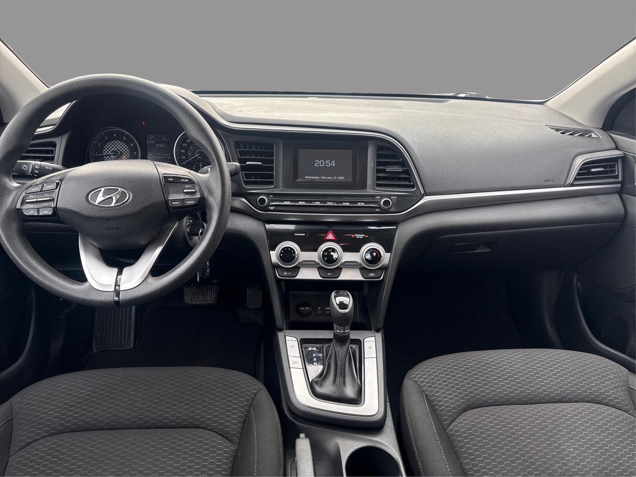 2019 Hyundai Elantra SE Photo