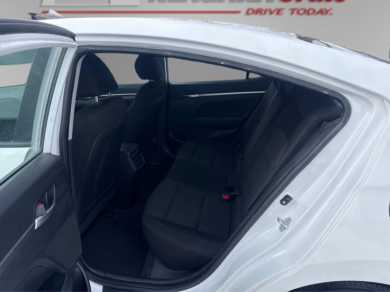 2019 Hyundai Elantra SE Photo