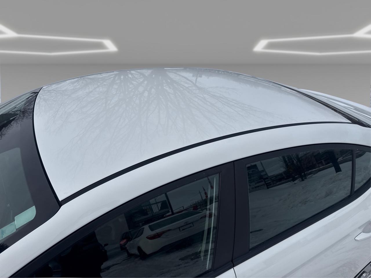 2019 Hyundai Elantra SE Photo