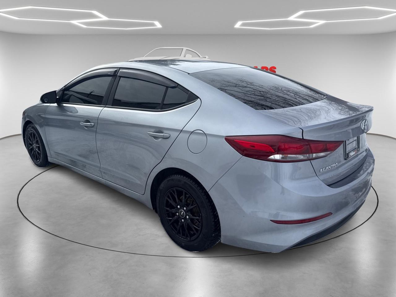 2017 Hyundai Elantra SE Photo
