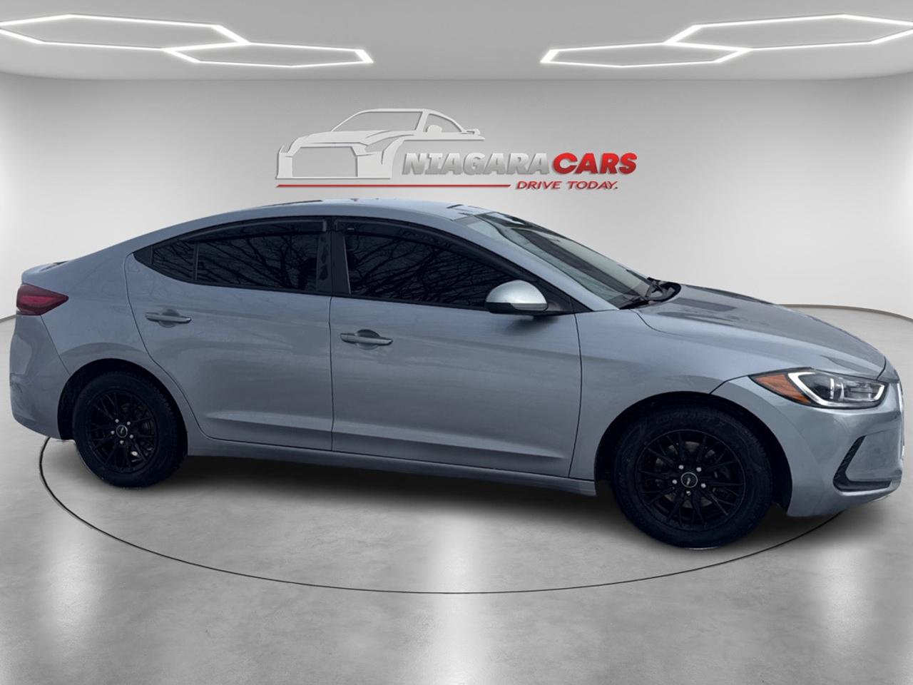 2017 Hyundai Elantra SE Photo