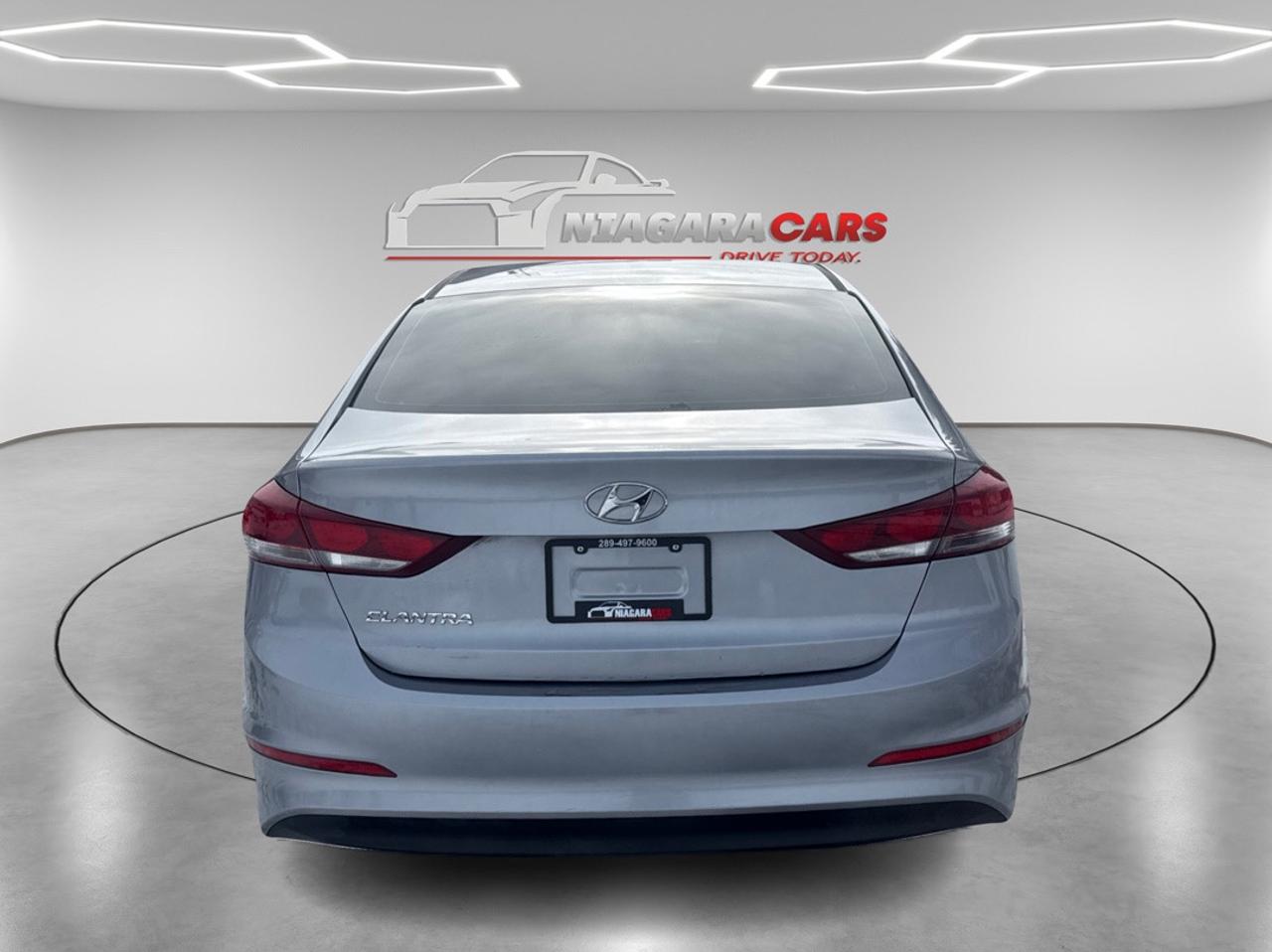 2017 Hyundai Elantra SE Photo