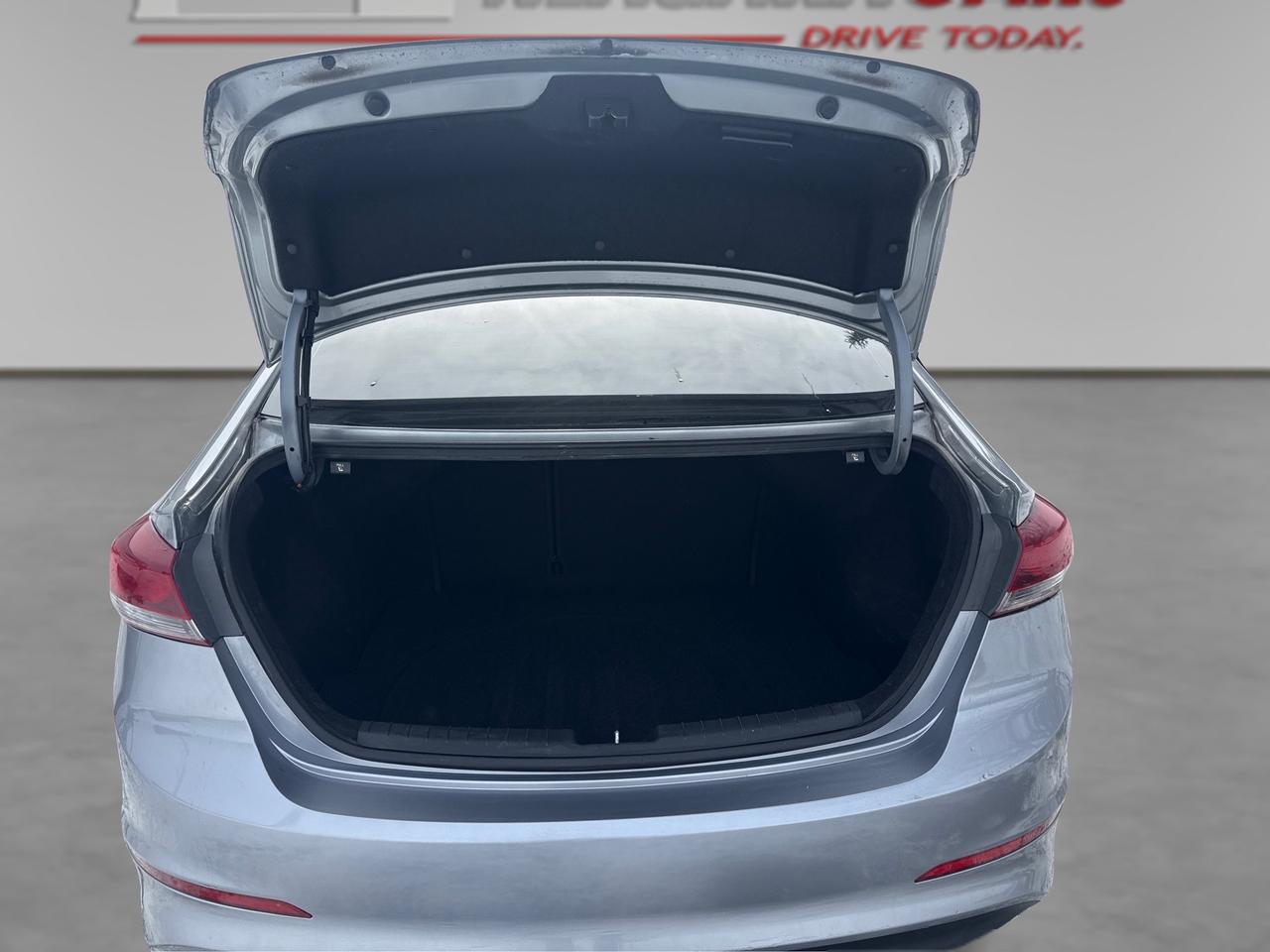 2017 Hyundai Elantra SE Photo