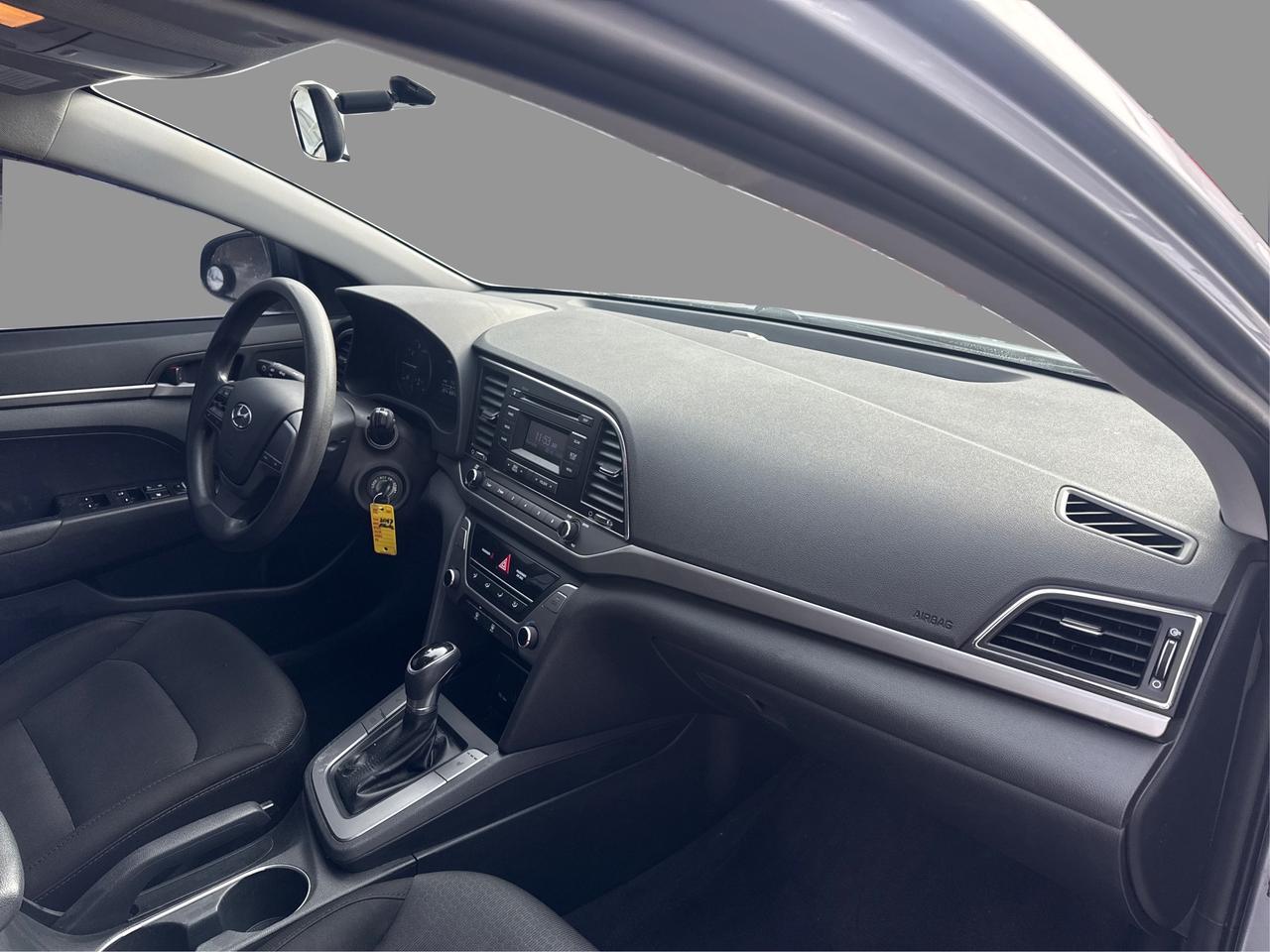 2017 Hyundai Elantra SE Photo