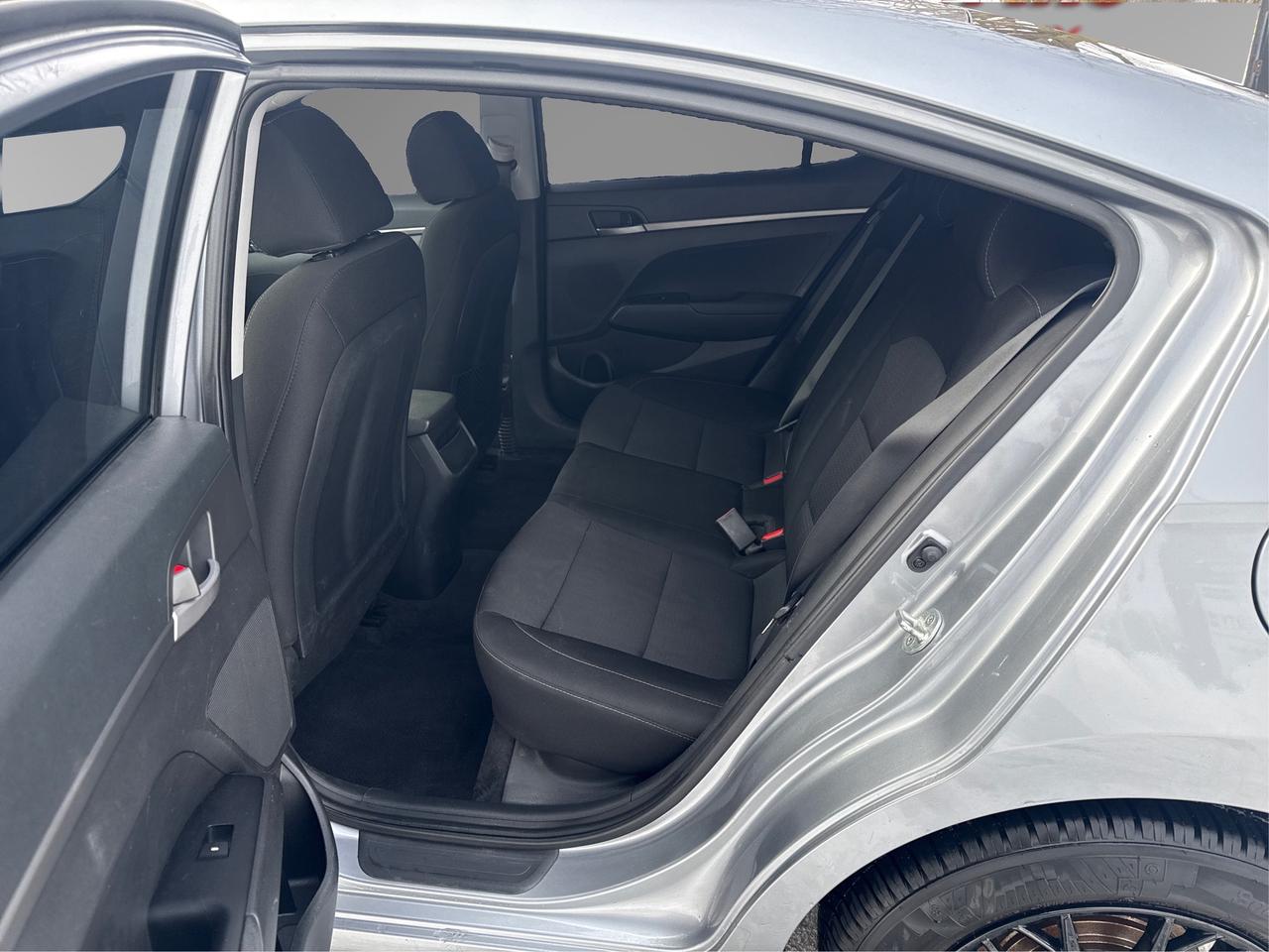 2017 Hyundai Elantra SE Photo