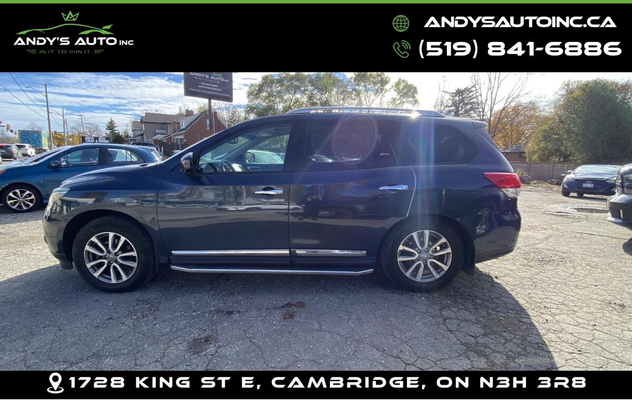 2015 Nissan Pathfinder SL ! LEATHER ! SUNROOF ! NAVIGATION ! REMOTE START Photo