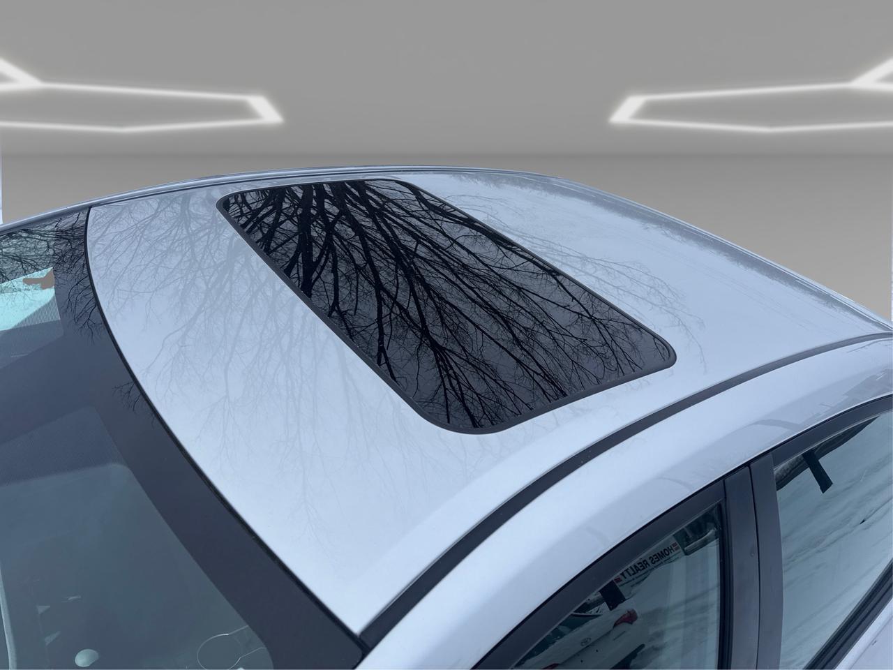 2019 Toyota Corolla LE Photo