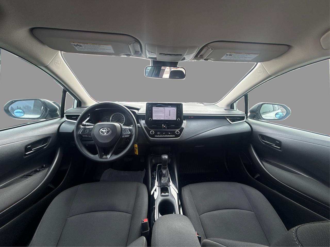 2022 Toyota Corolla LE Photo