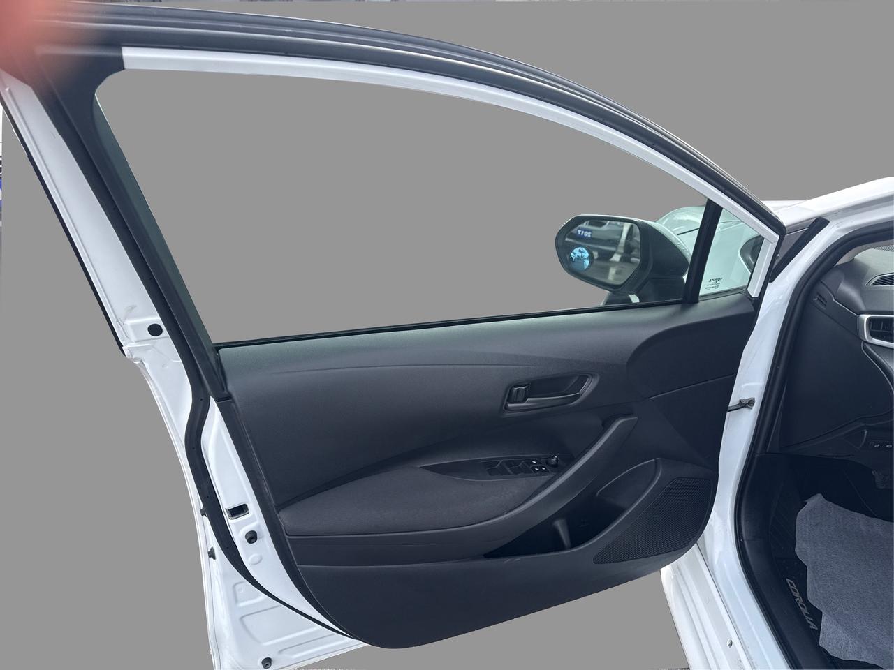 2022 Toyota Corolla LE Photo