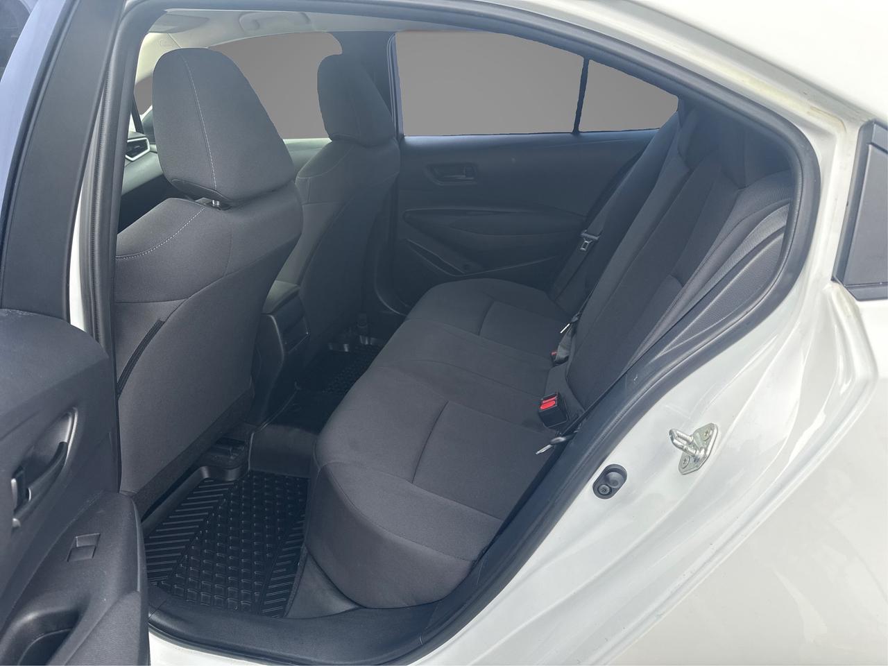 2022 Toyota Corolla LE Photo