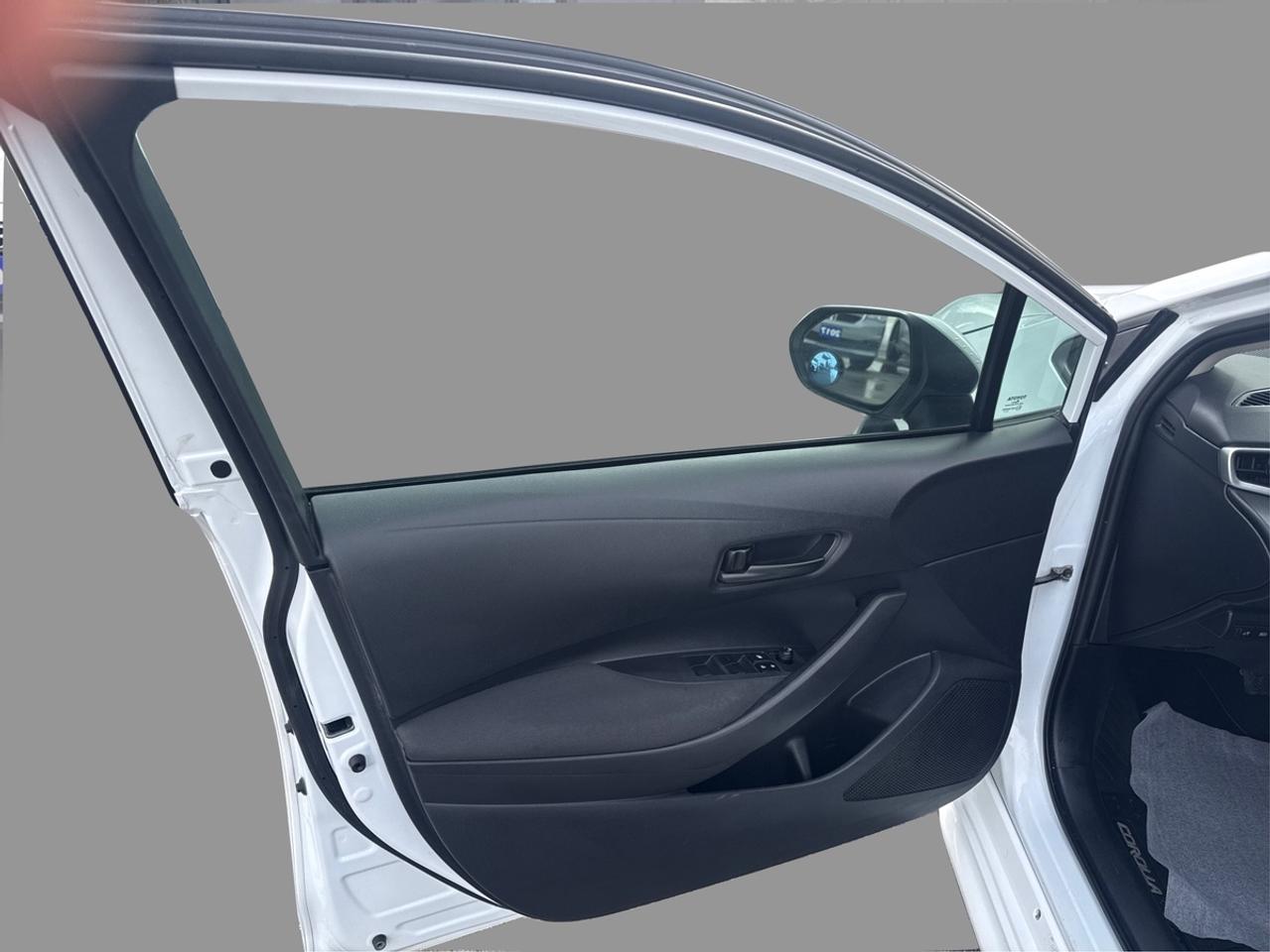 2022 Toyota Corolla LE Photo