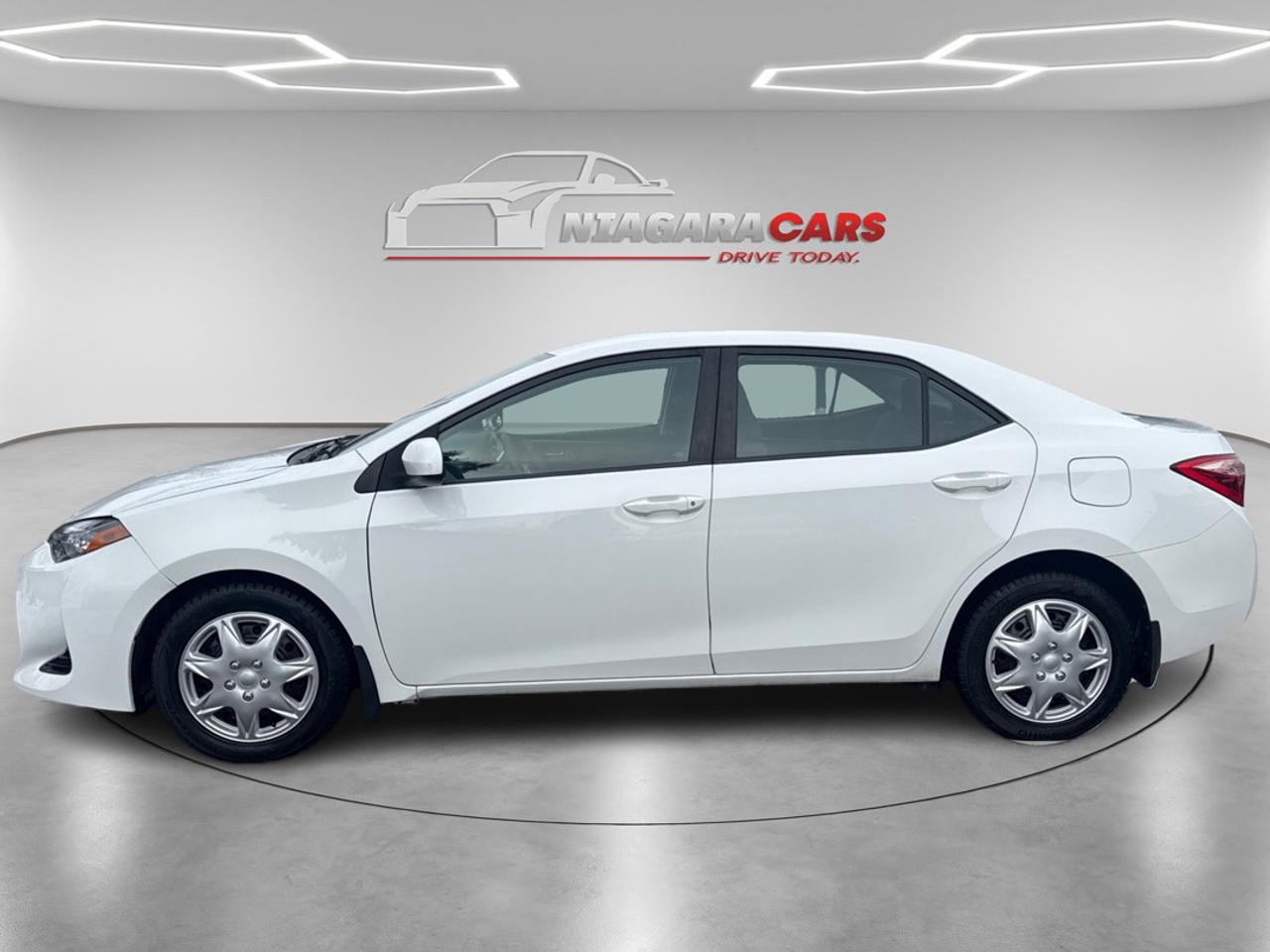 2018 Toyota Corolla L (Natl) Photo