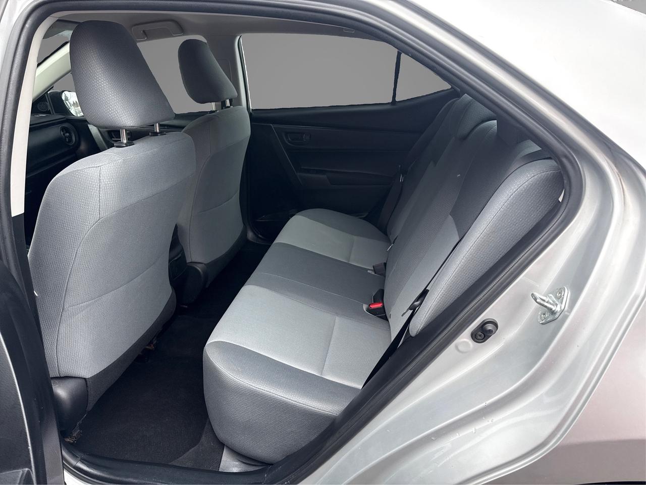 2017 Toyota Corolla LE Photo