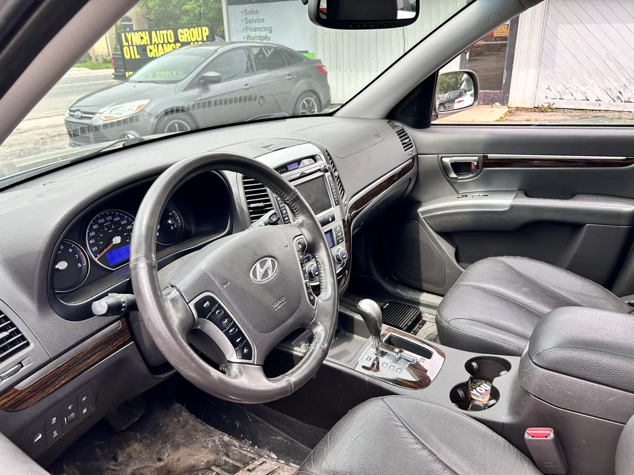 2012 Hyundai Santa Fe SE 3.5 Photo