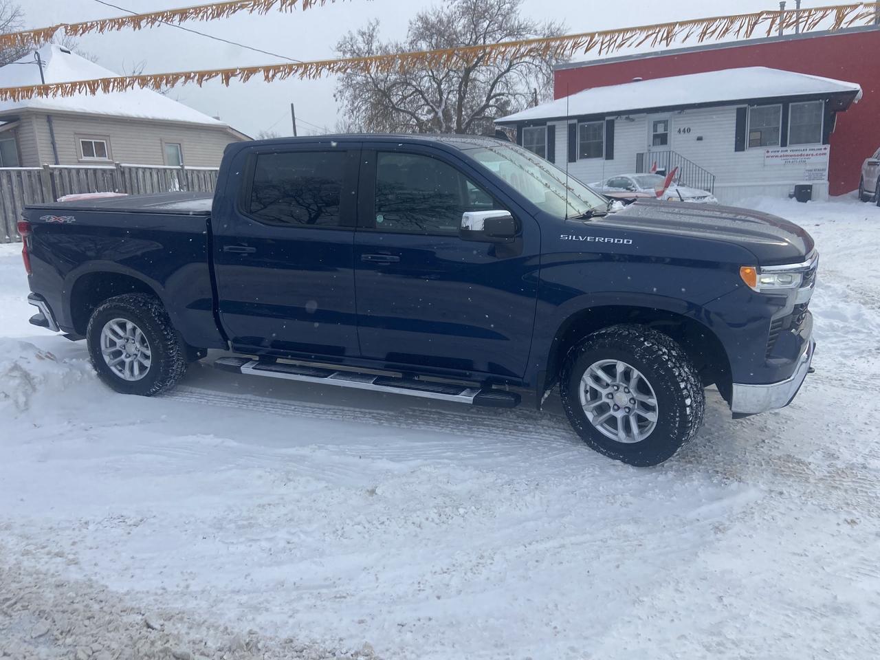 2023 Chevrolet Silverado 1500 LT Photo