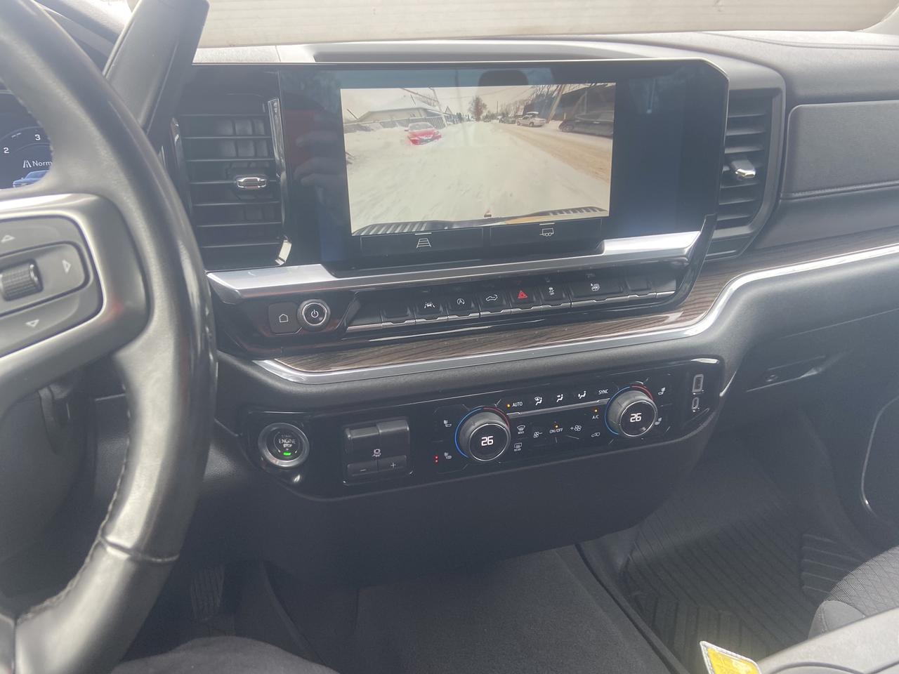 2023 Chevrolet Silverado 1500 LT Photo