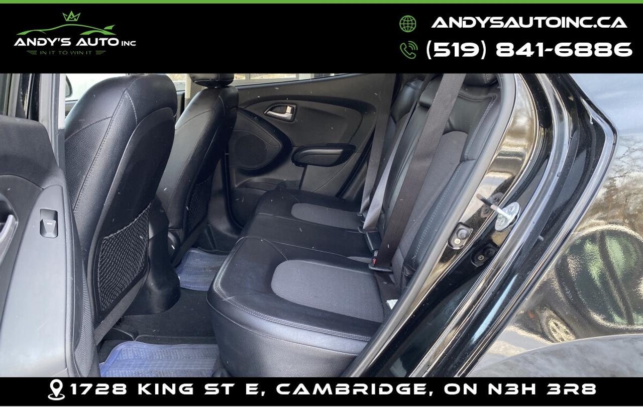 2013 Hyundai Tucson GLS ! ONE OWNER ! AWD ! HEATED SEATS ! LOW KMS Photo