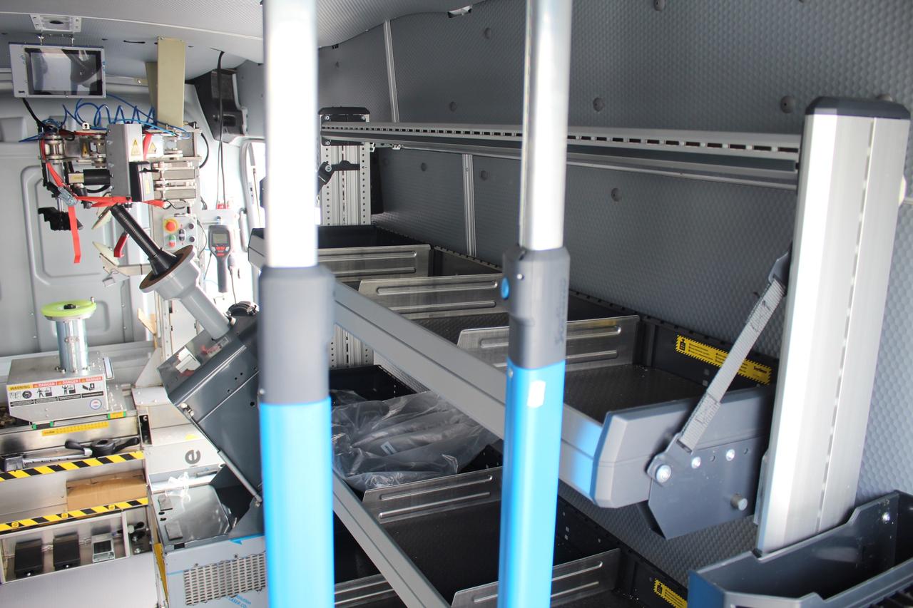 2016 Ford Transit T-350 Van High Roof 148"EL Tire Service shop Photo