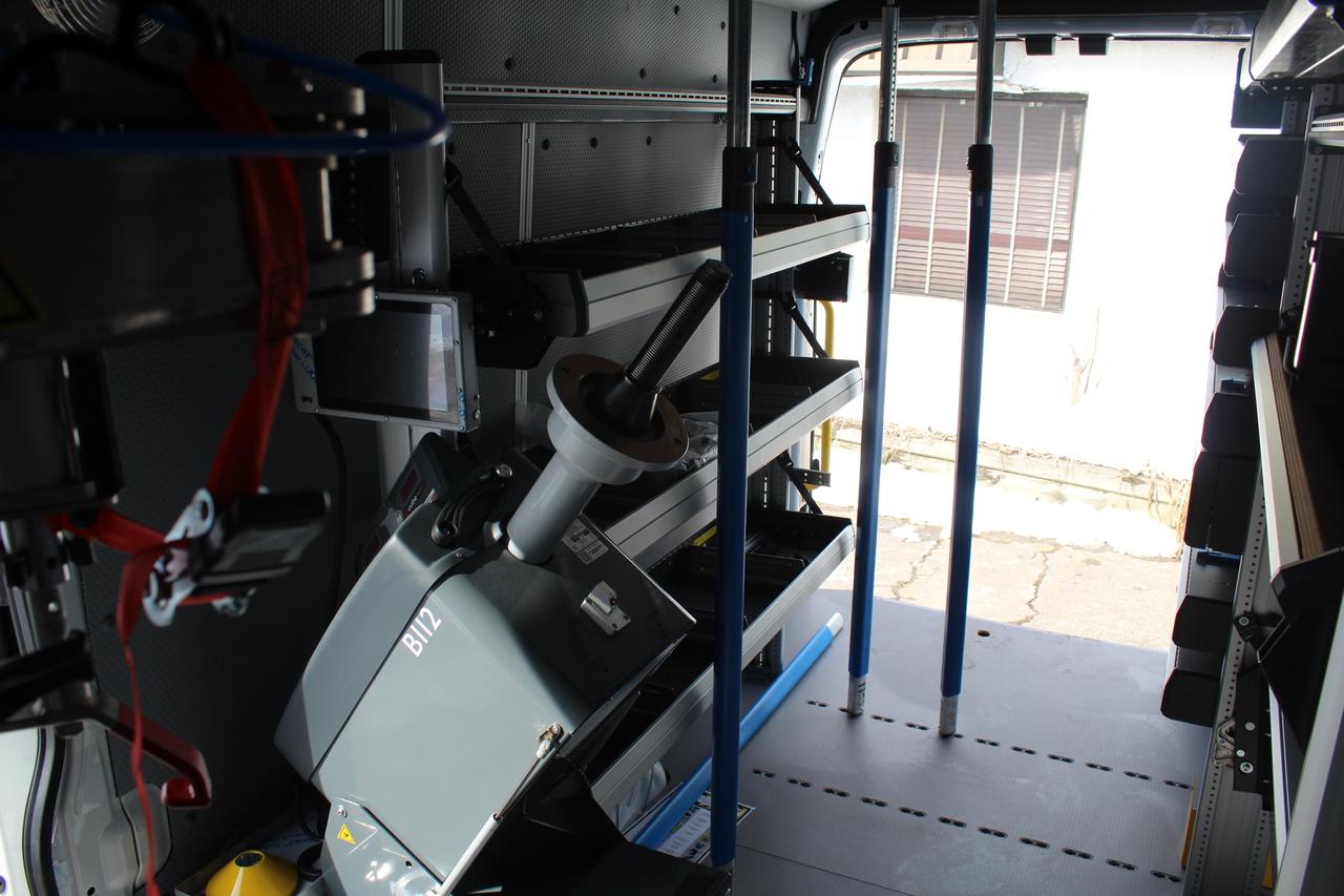 2016 Ford Transit T-350 Van High Roof 148"EL Tire Service shop Photo