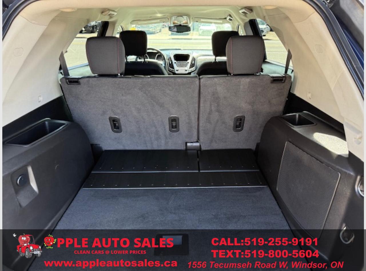 2017 Chevrolet Equinox LT Photo