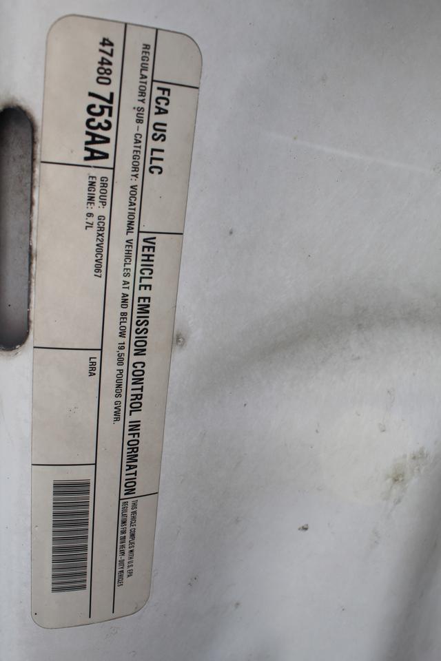 2016 RAM 5500 Versalift  Service Bucket Photo