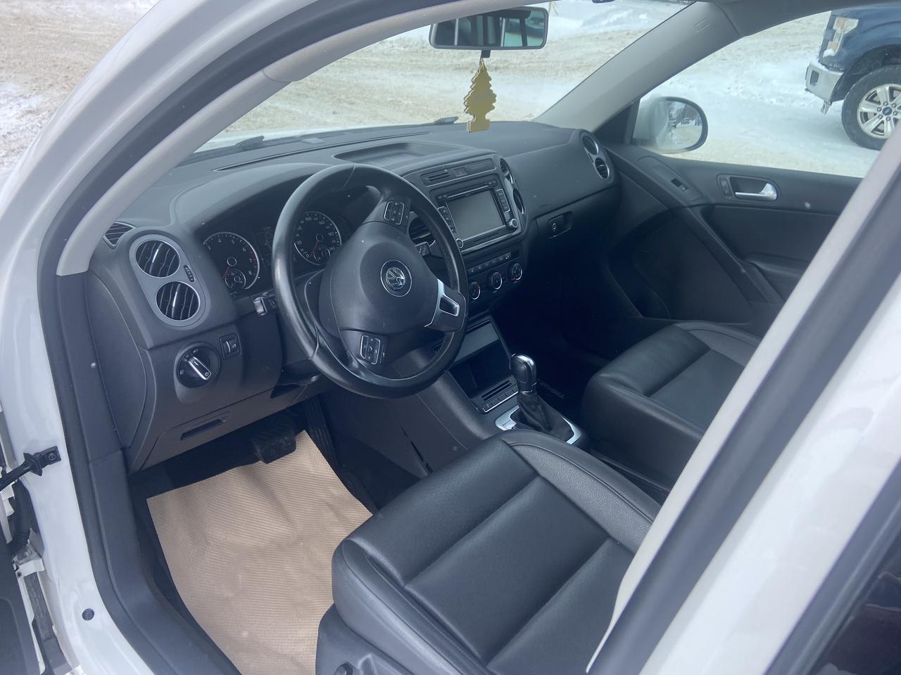 2014 Volkswagen Tiguan "S" Photo