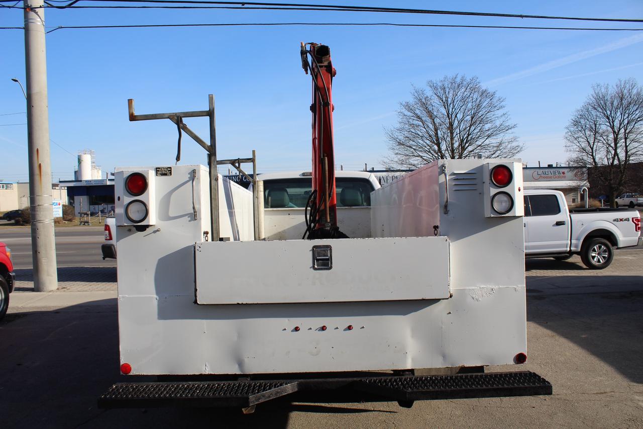 2015 Ford F-550 Super Duty Chassis XL Crane 165 Photo