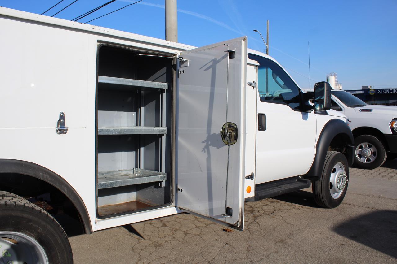 2015 Ford F-550 Super Duty Chassis XL Crane 165 Photo