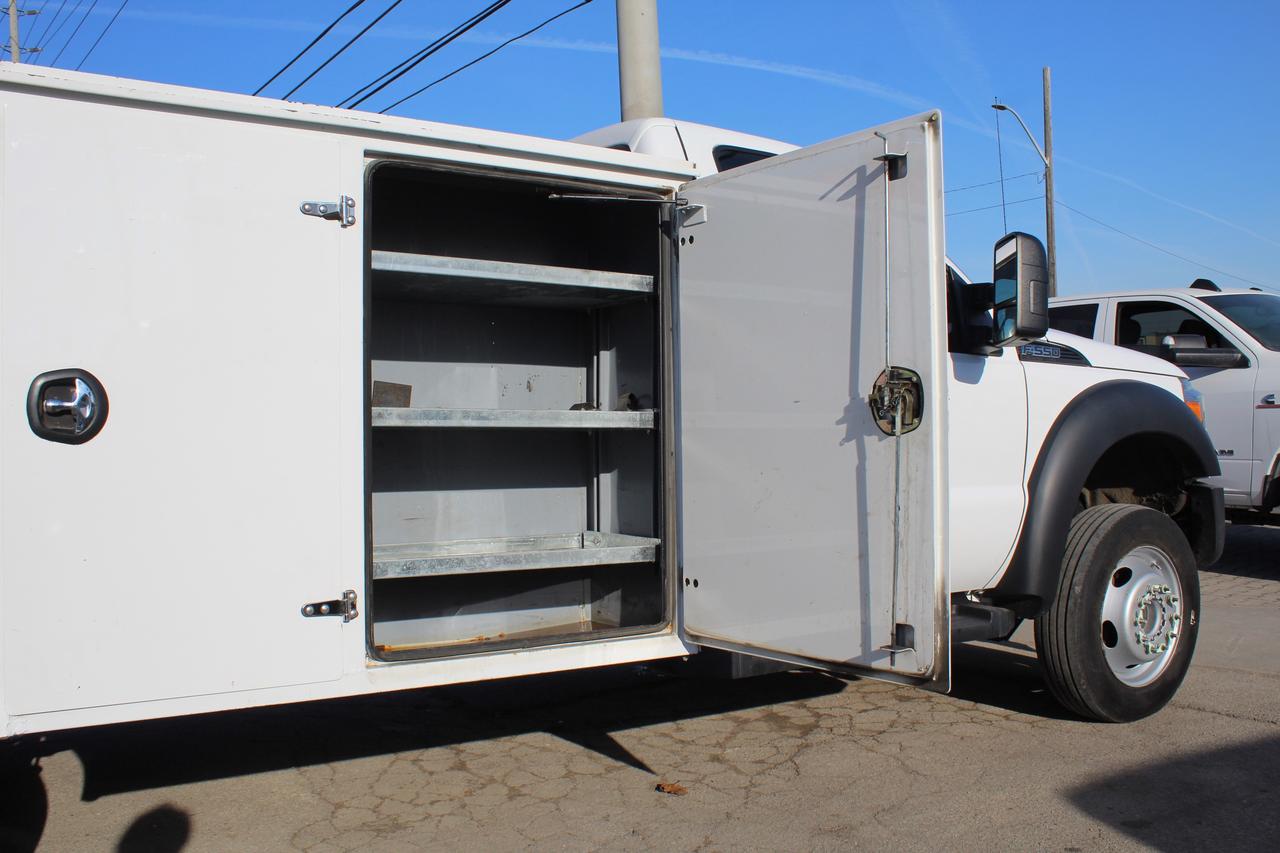 2015 Ford F-550 Super Duty Chassis XL Crane 165 Photo