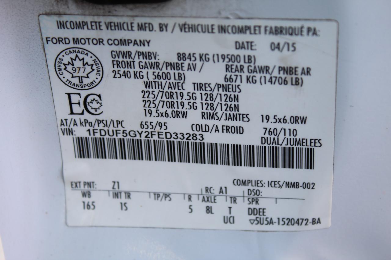 2015 Ford F-550 Super Duty Chassis XL Crane 165 Photo