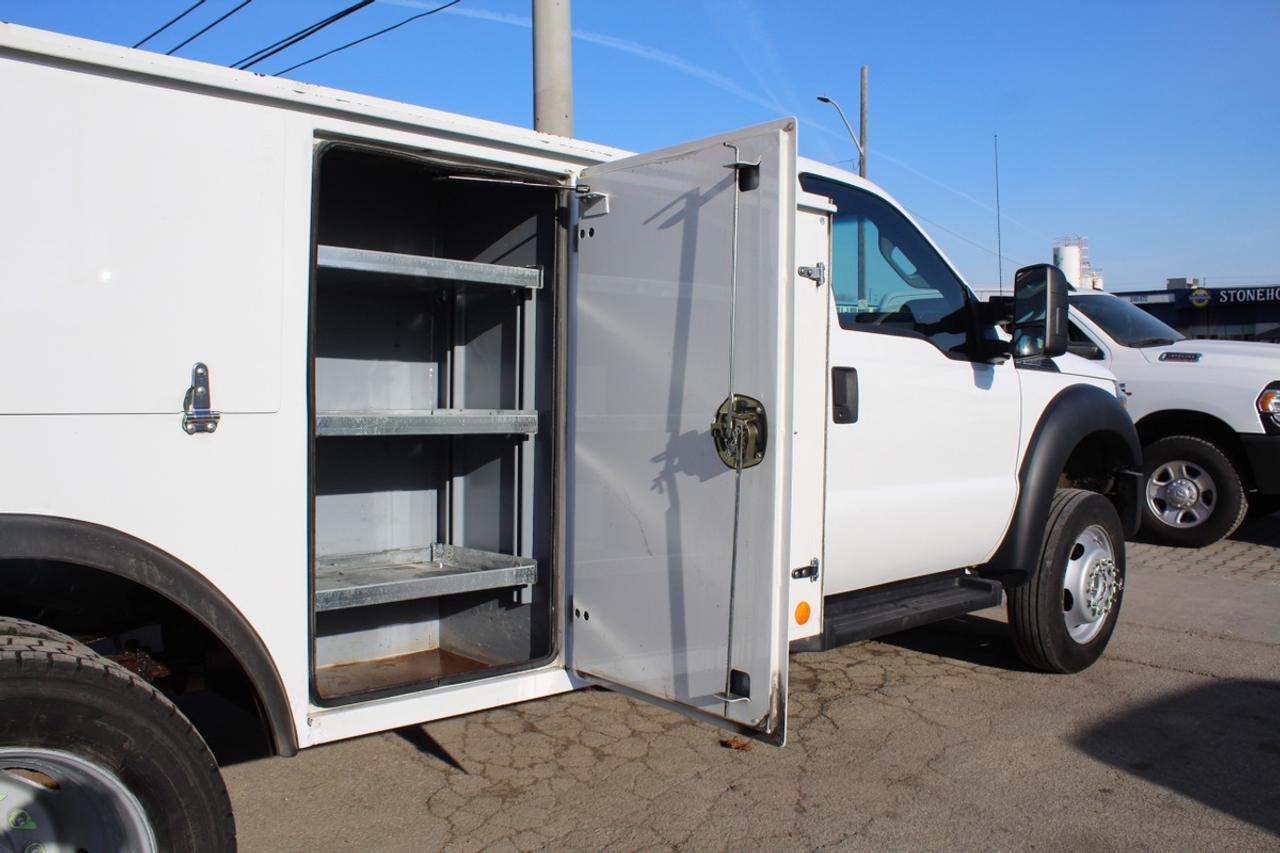 2015 Ford F-550 Super Duty Chassis XL Crane 165 Photo