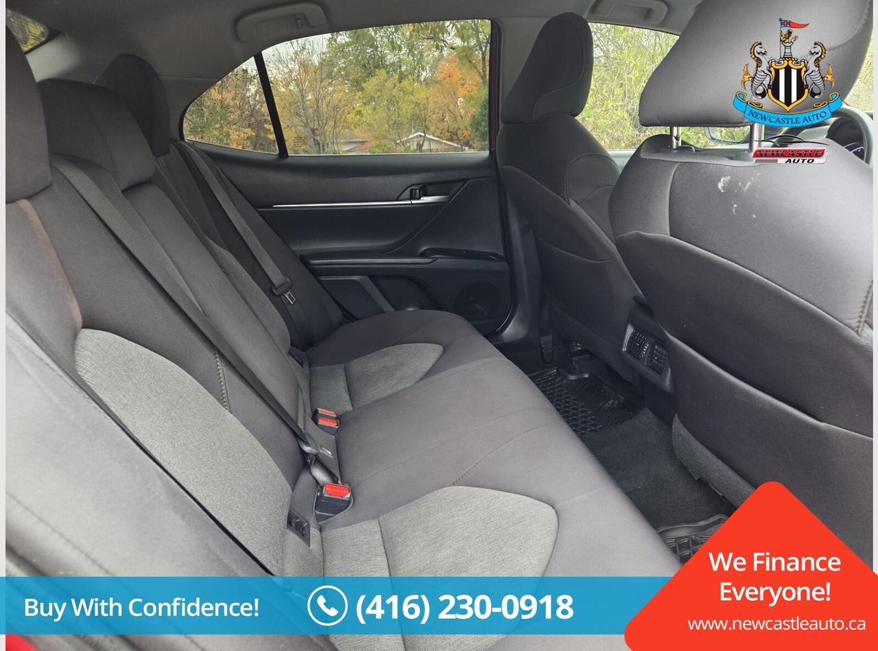 2019 Toyota Camry LE Photo