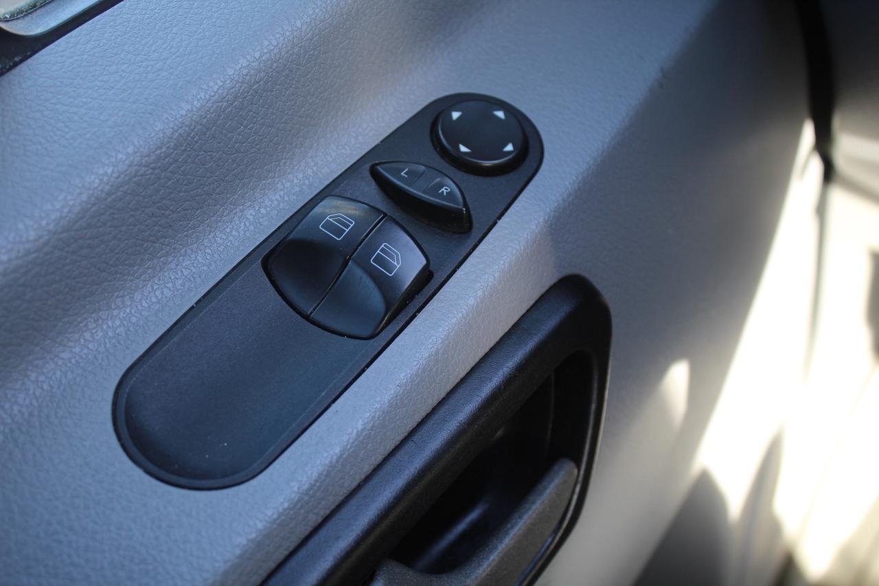 2010 Mercedes-Benz Sprinter 2500 FOOD Mobile Kitchen Photo